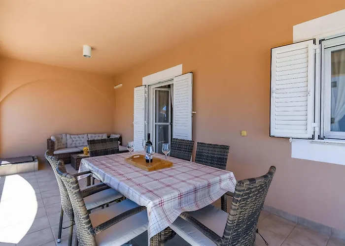 Neda Apartamento Trogir