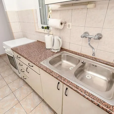 Neda Apartmán *
